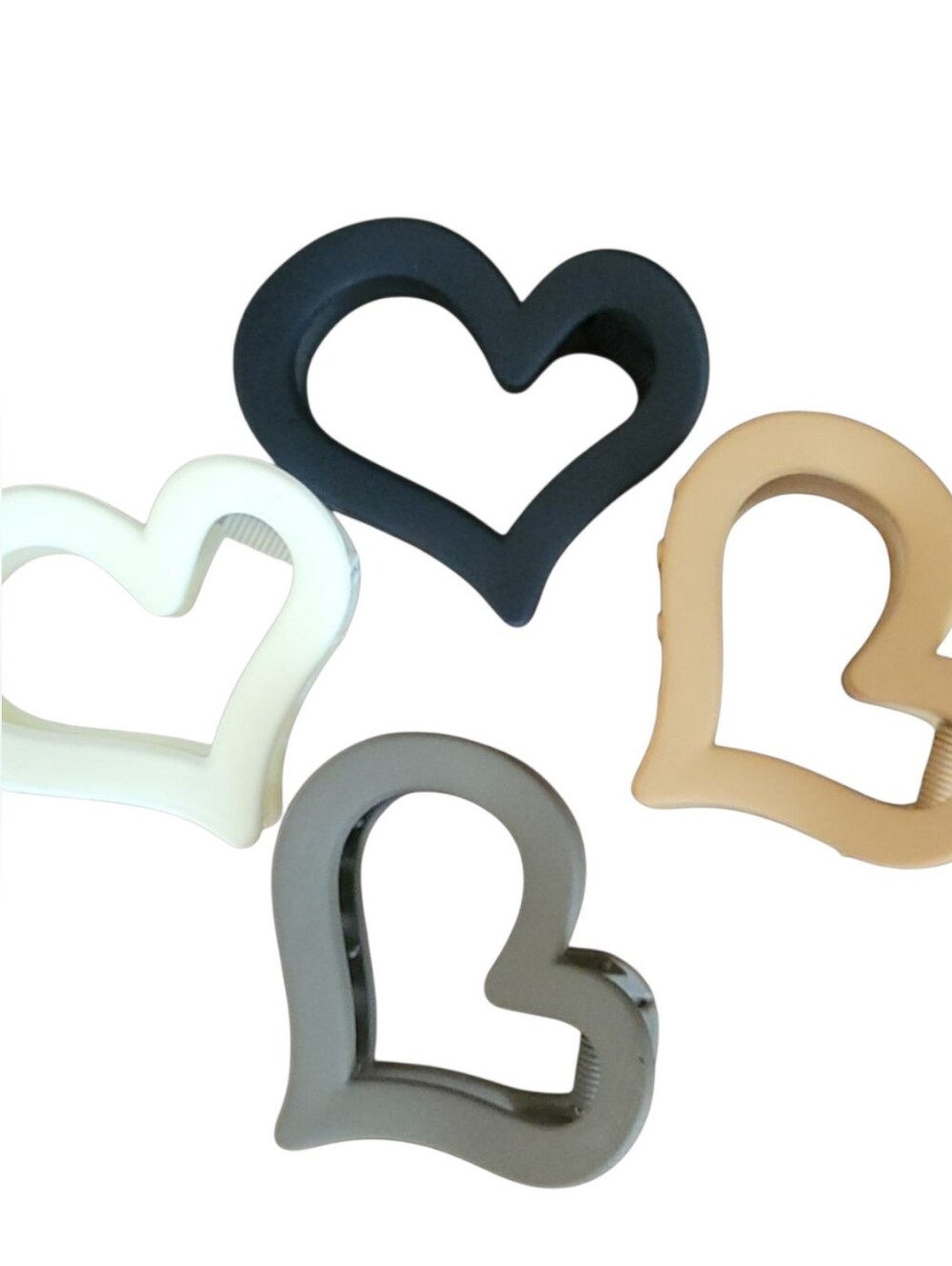 NEW Romantic Playful Heart Hair Clip Set of 4 Neutral Color Black Cream Tan Gray